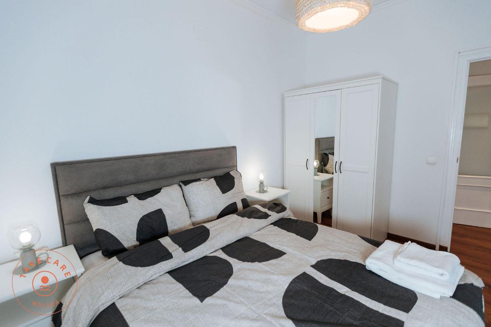 Apartment In Heart Of Malaga - Tcm Екстер'єр фото